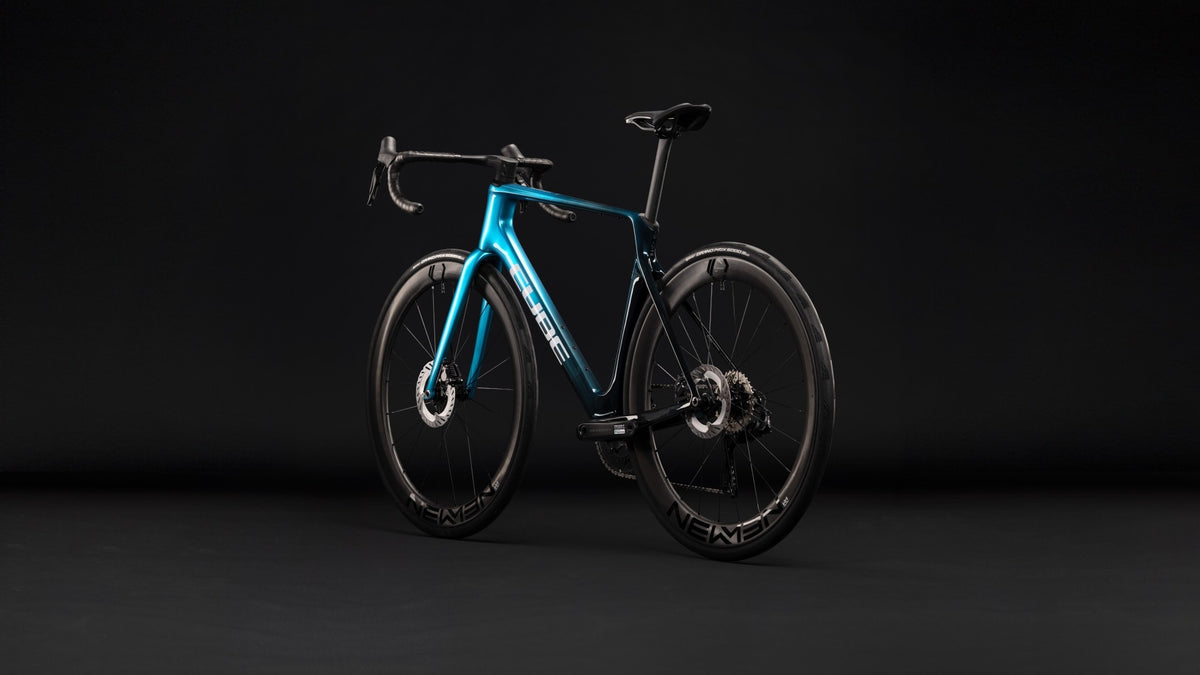 Cube Agree C:62 Race Chromeblue/Liquidblue 2027
