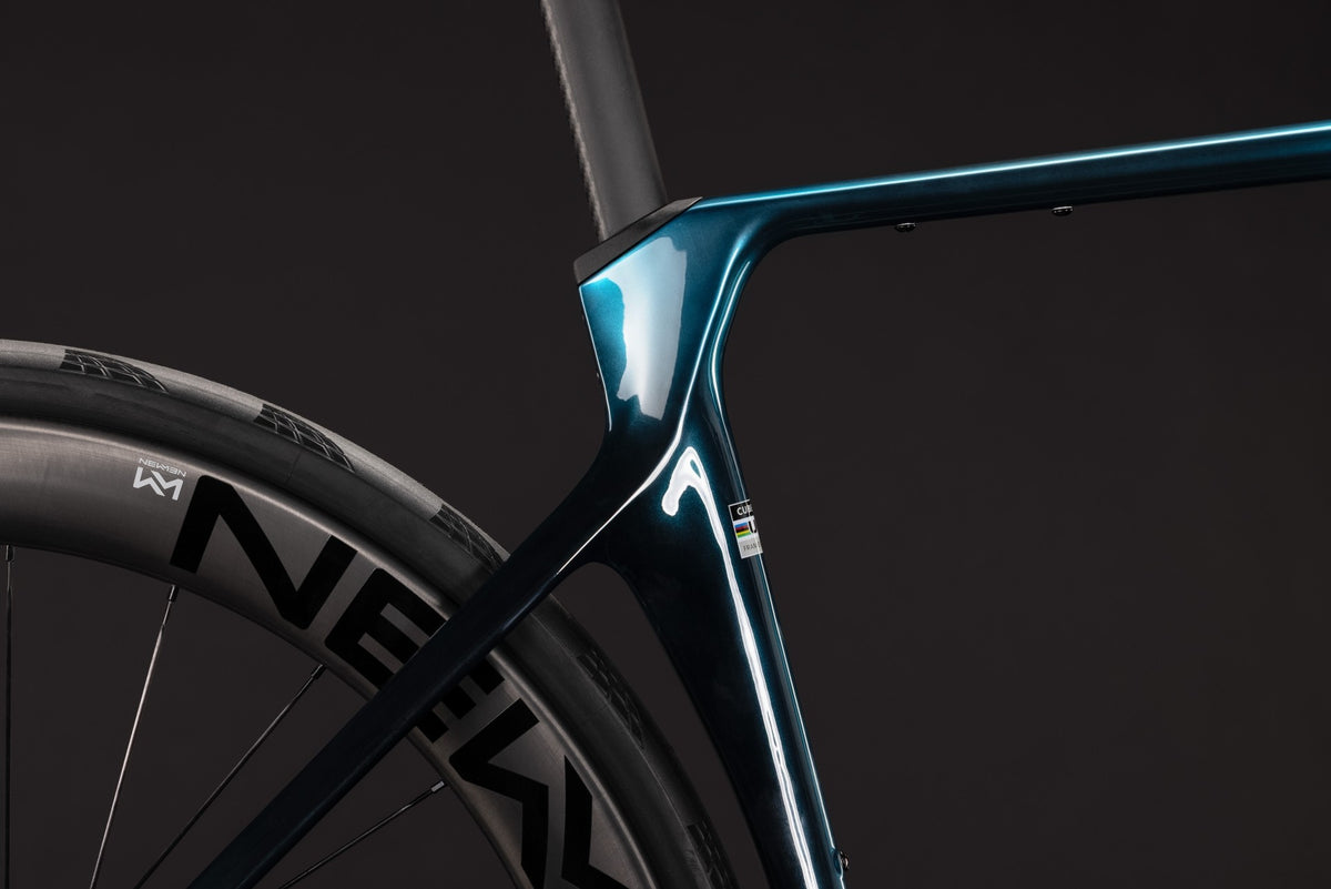 Cube Agree C:62 Race Chromeblue/Liquidblue 2027
