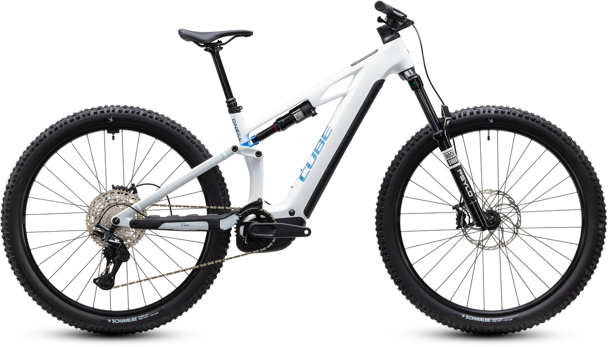 Cube Stereo Hybrid One44 HPC Pro Metallicwhite/Blue 2027