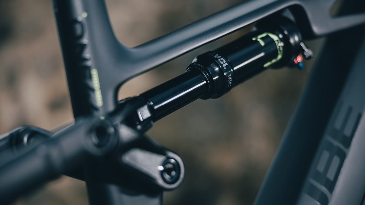 Cube Stereo Hybrid One44 HPC Race Coal/Green 2027