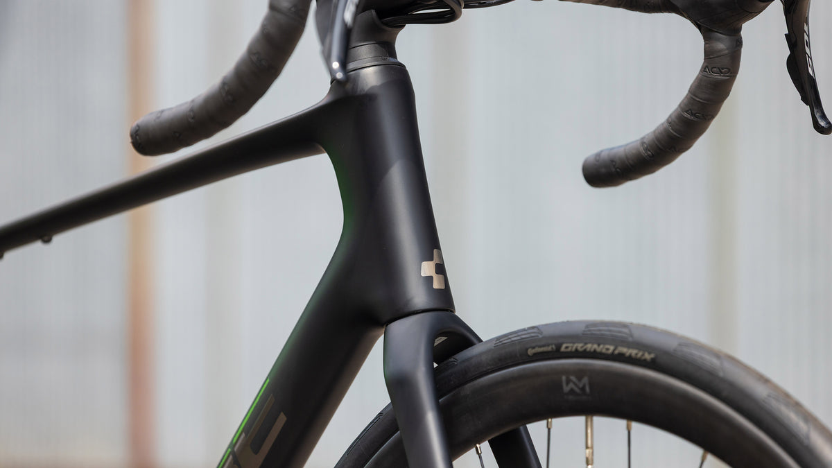 Cube Attain C:62 Race Carbon/Coalchrome 2027