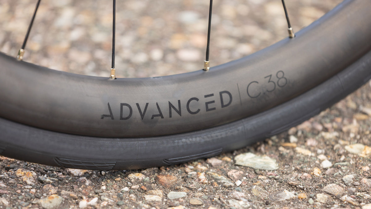 Cube Attain C:62 Race Carbon/Coalchrome 2027