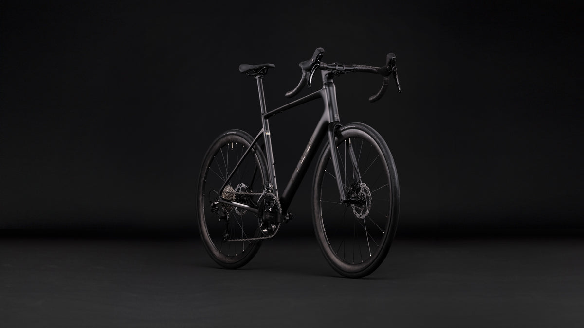 Cube Attain C:62 Race Carbon/Coalchrome 2027