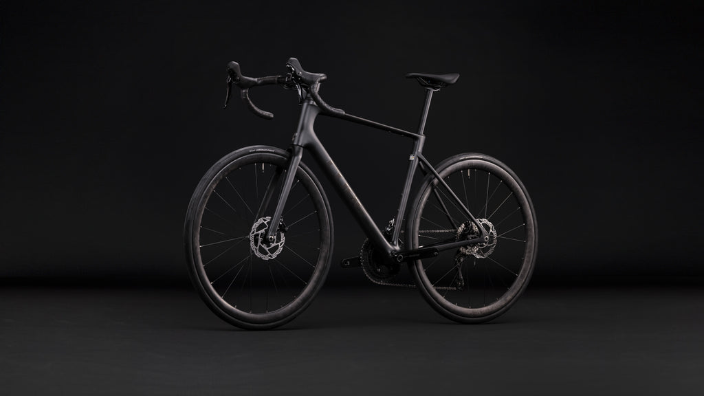 Cube Attain C:62 Race Carbon/Coalchrome 2027