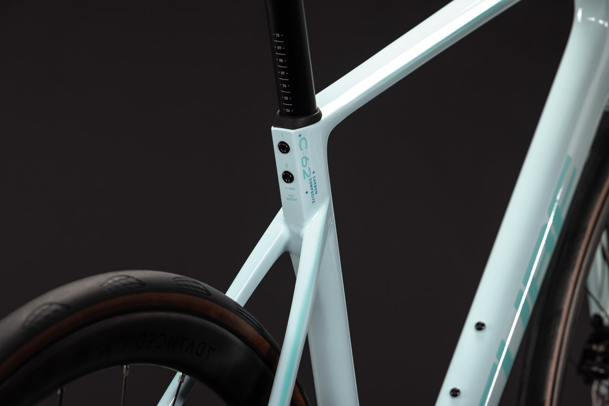 Cube Attain C:62 Race Frostymint/Mint 2027