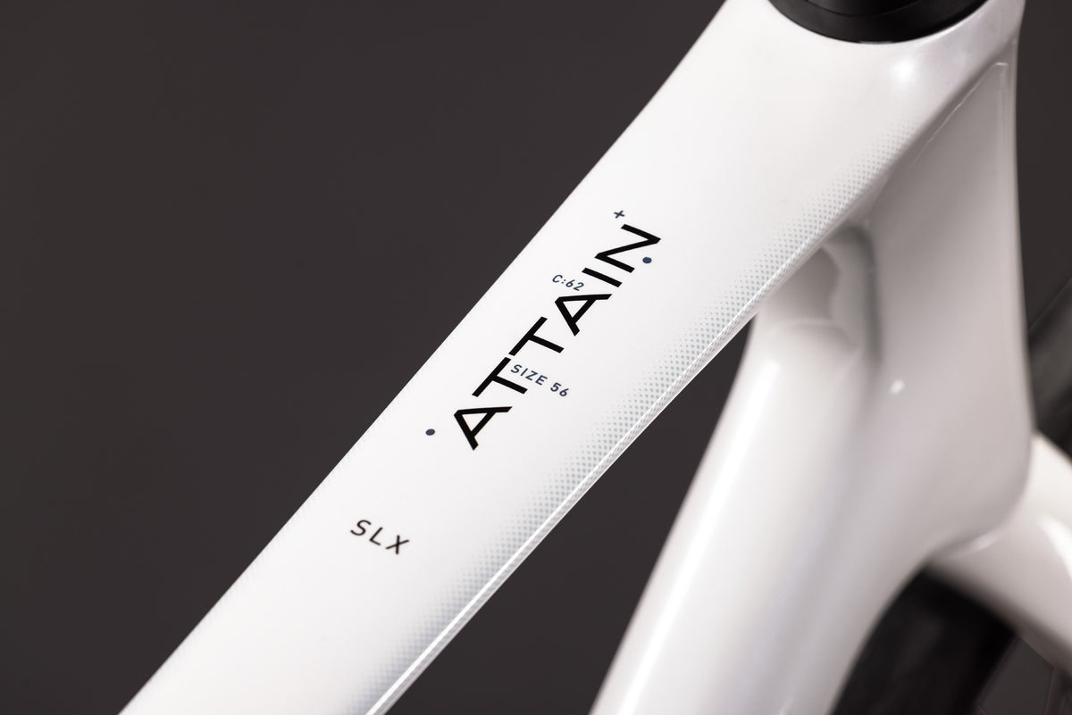 Cube Attain C:62 SLX Metallicwhite/Black 2027