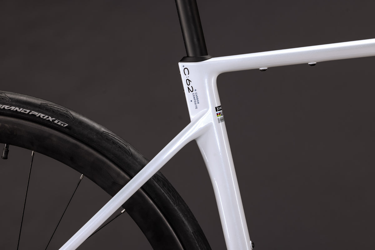 Cube Attain C:62 SLX Metallicwhite/Black 2027