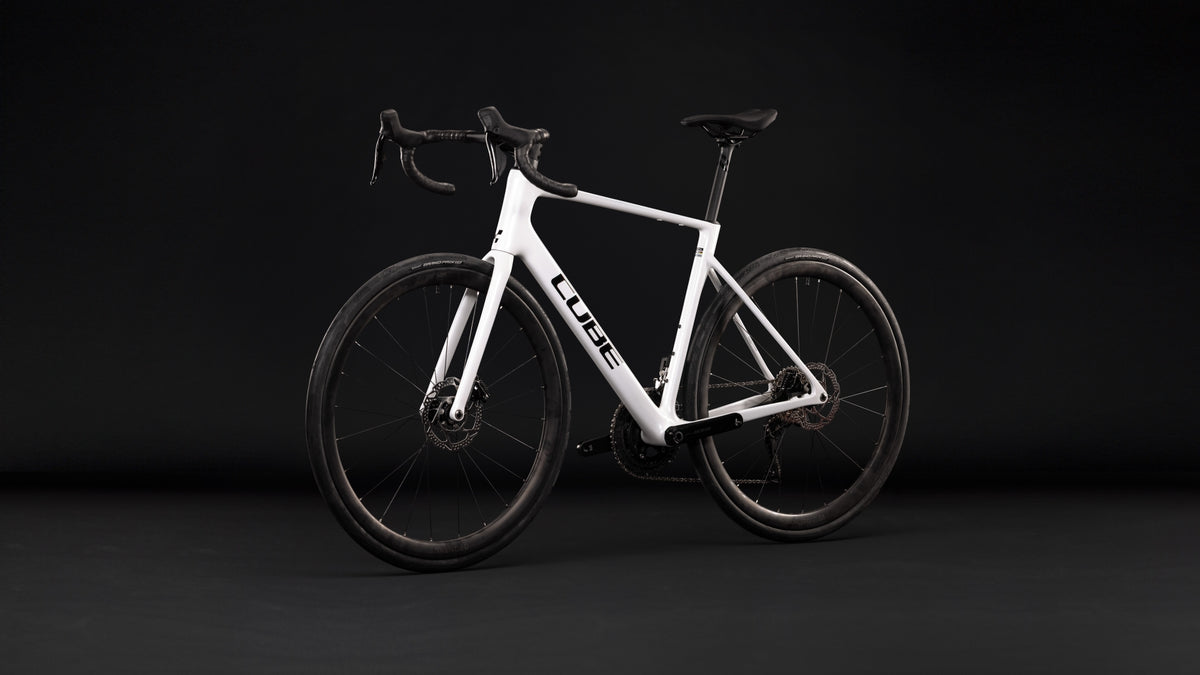 Cube Attain C:62 SLX Metallicwhite/Black 2027