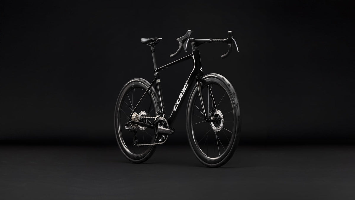 Cube Attain C:62 SLT 2027 Carbon/White 2027