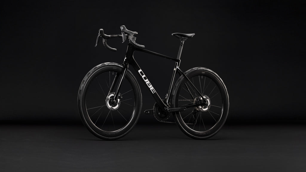 Cube Attain C:62 SLT 2027 Carbon/White 2027
