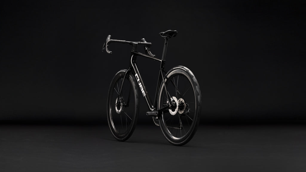 Cube Attain C:62 SLT 2027 Carbon/White 2027